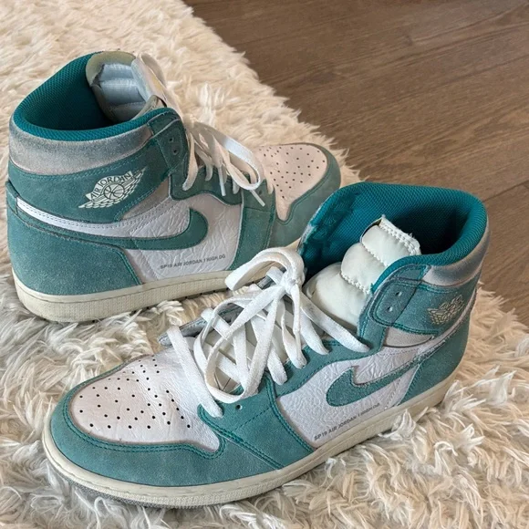 Jordan High OG Teal and White Athletic Shoes - Picture 5 of 6